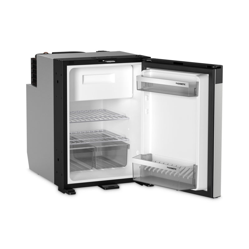 Dometic NRX50S Closed Door