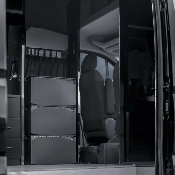 EcoFlow Independence Kit off-grid home battery system featuring inverter, power hub, and dual battery modules on a transparent background.