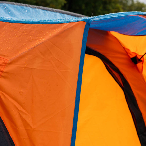 Cubo Breeze V2 in orange shown close up