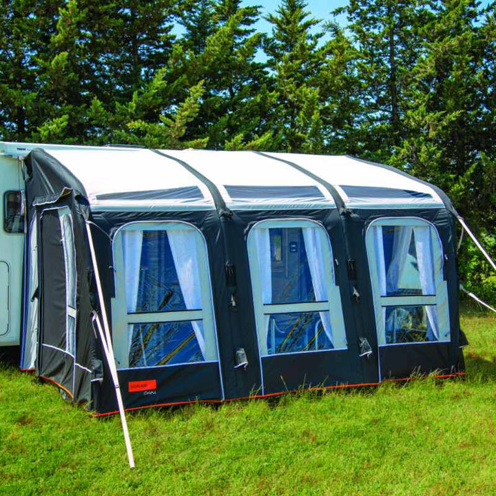 Soplair Celtis Air driveaway awning in a field