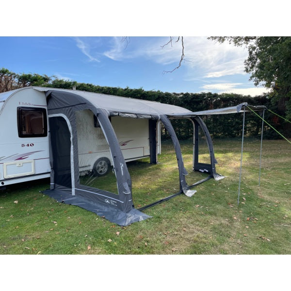 Left side canopy view of the Sunncamp Ultima Pro Air 390 showing extended coverage area
