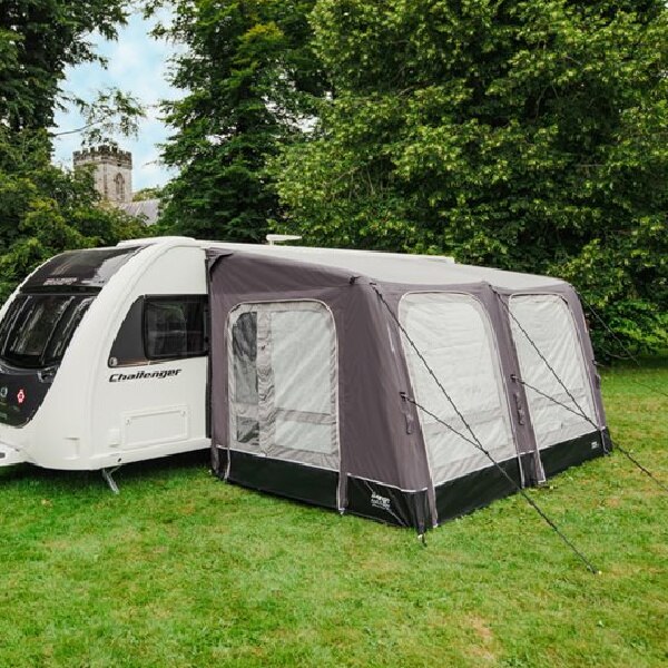 A Vango Balletto 390 with closed windows