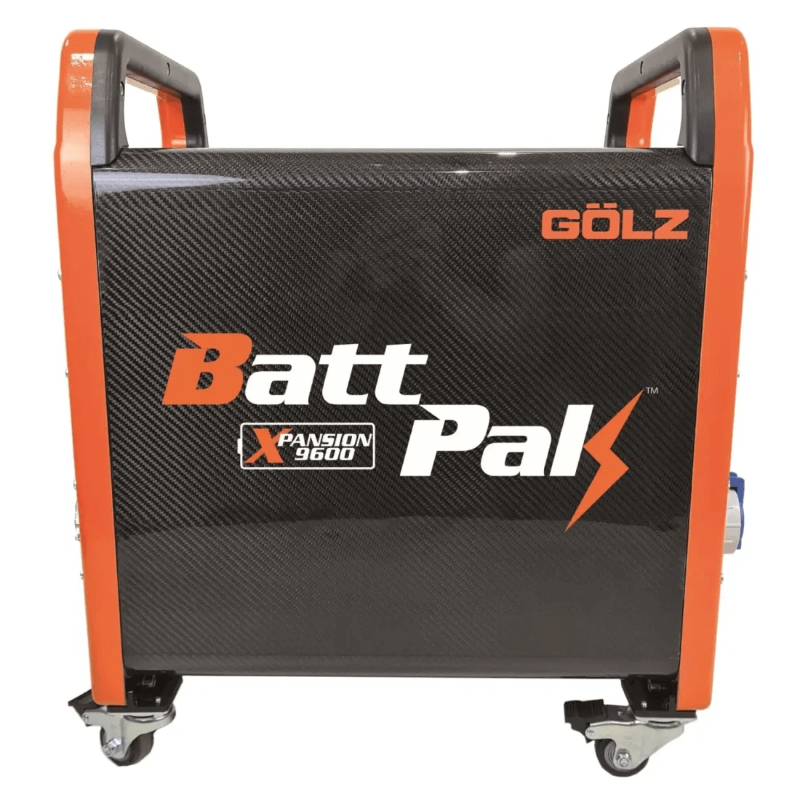 Side view of GOLZ BattPak Xpansion 9600 with carbon-fiber panel and integrated carrying handles, on white background.
